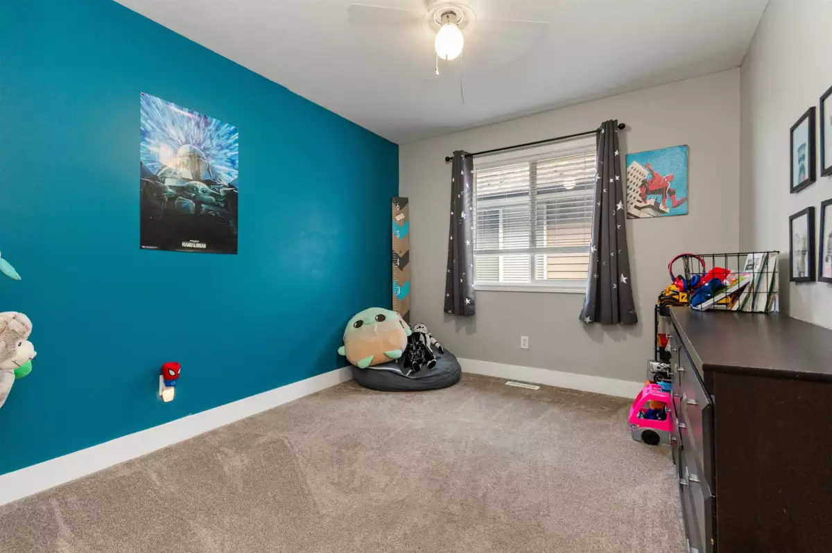 Powder Room Photo of 46303 Valleyview Road, Chilliwack, BC