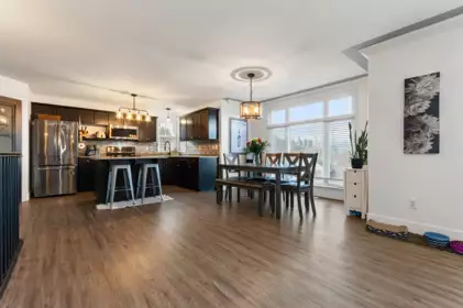 Living Room Photo of 46303 Valleyview Road, Chilliwack, BC