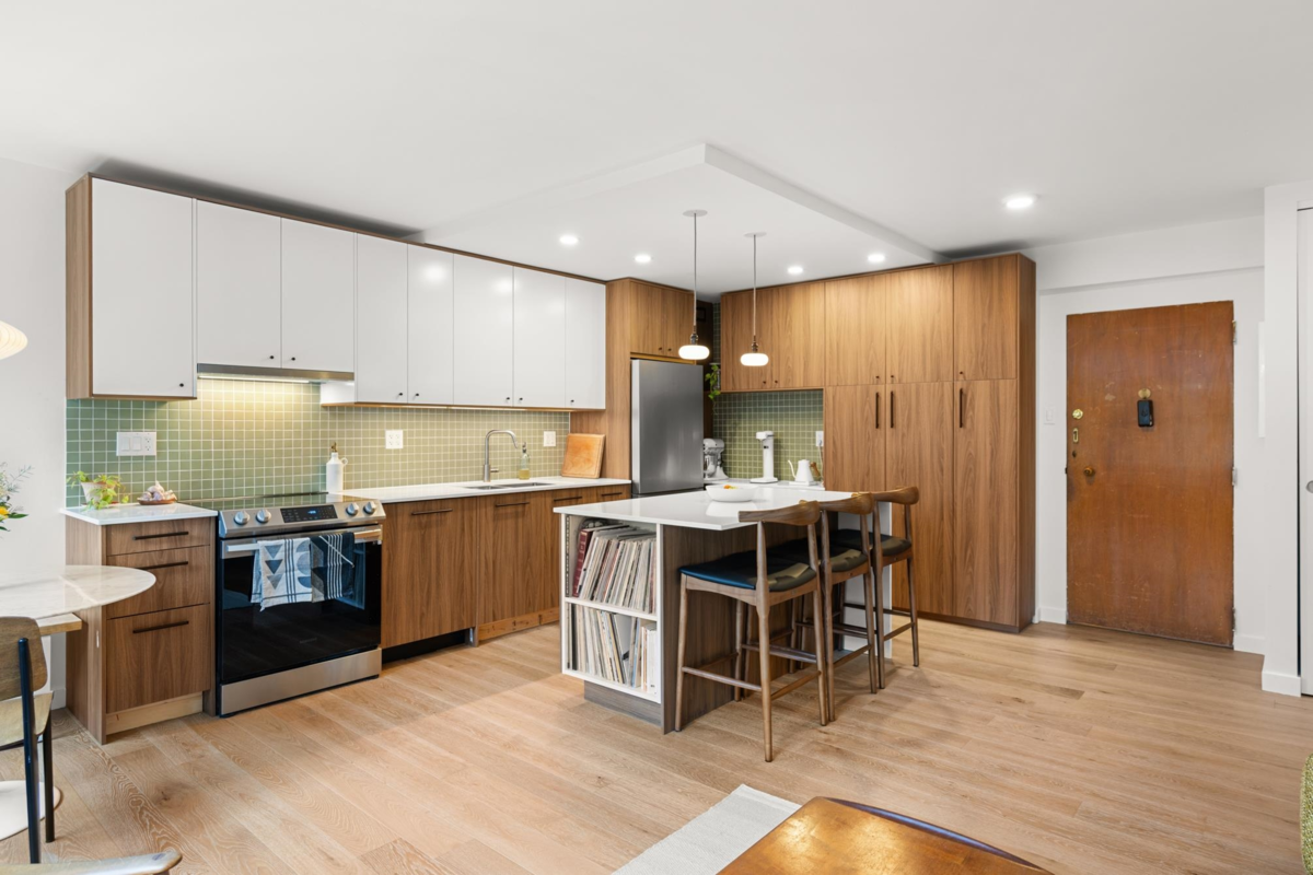 Dining Area Photo of 320 1445 Marpole Avenue, Vancouver, BC