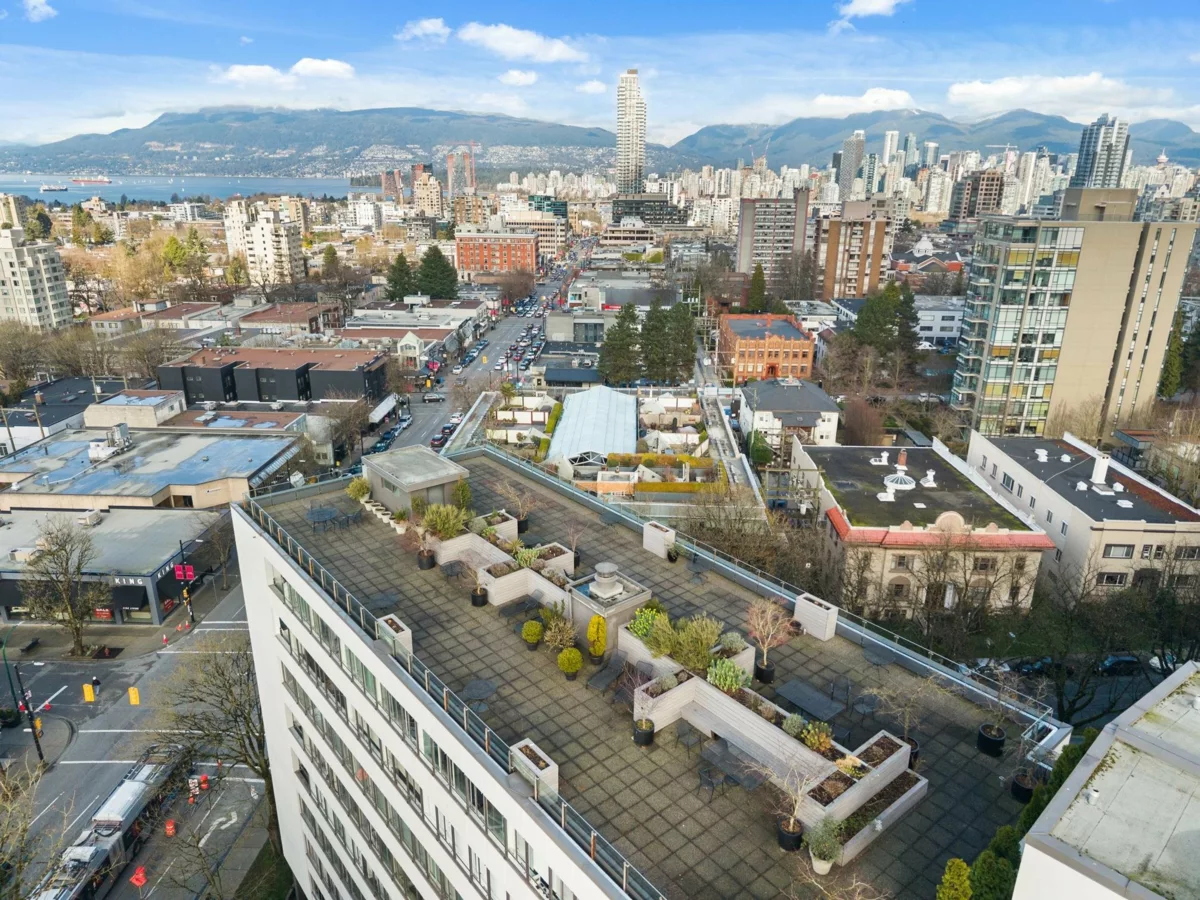 Front Yard Photo of 320 1445 Marpole Avenue, Vancouver, BC