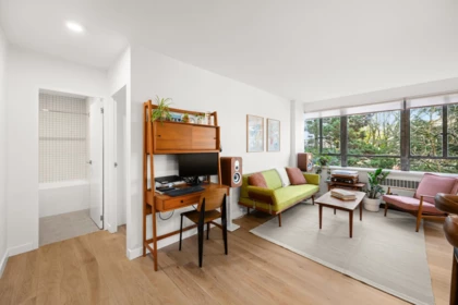 Basement Recreation Room Photo of 320 1445 Marpole Avenue, Vancouver, BC