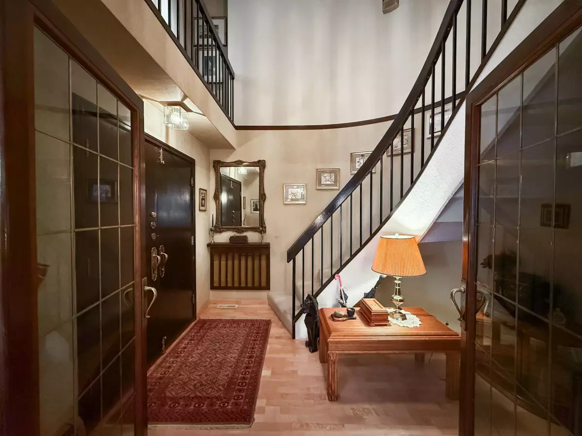 Family Room Photo of 6816 Ontario Street, Vancouver, BC