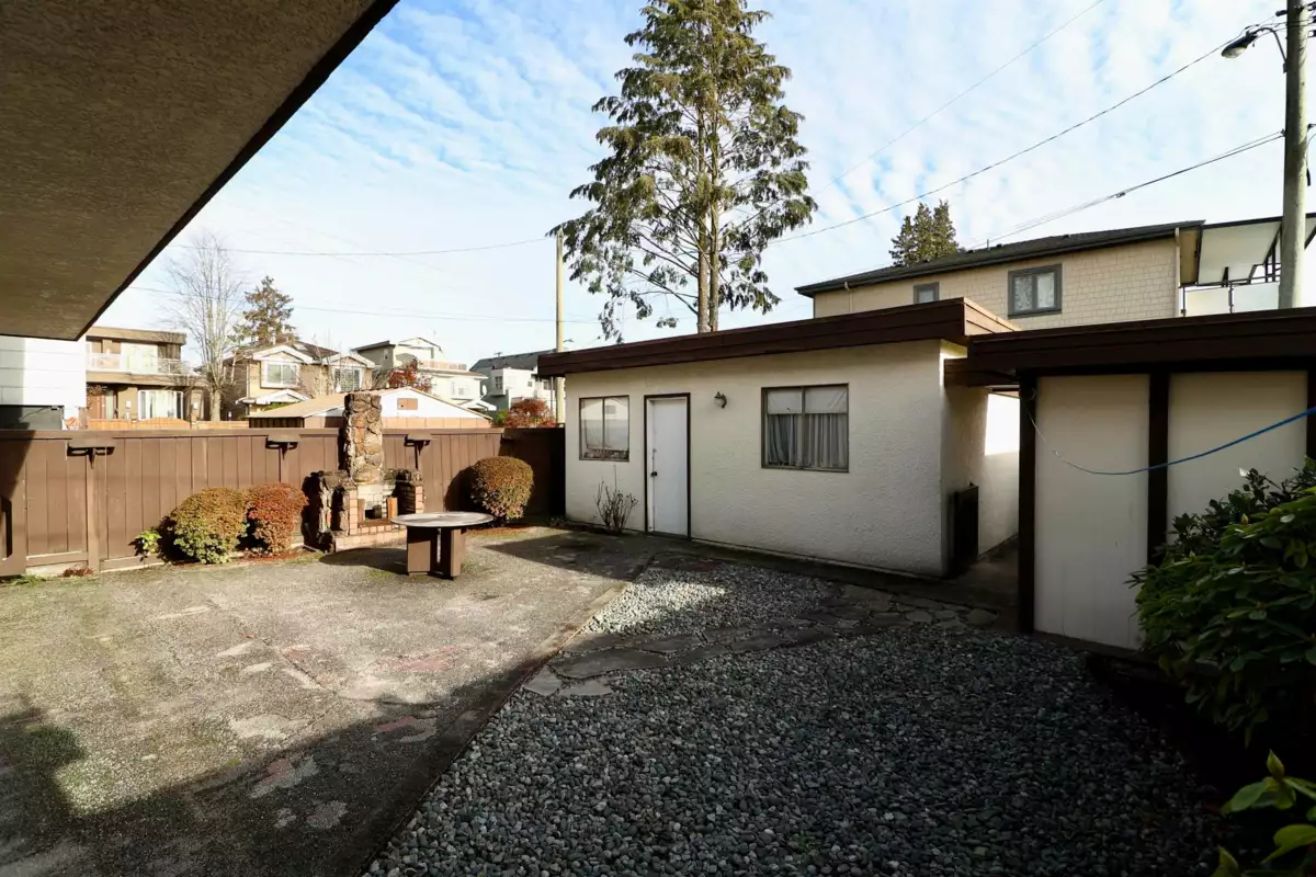 Outdoor Deck Photo of 6816 Ontario Street, Vancouver, BC