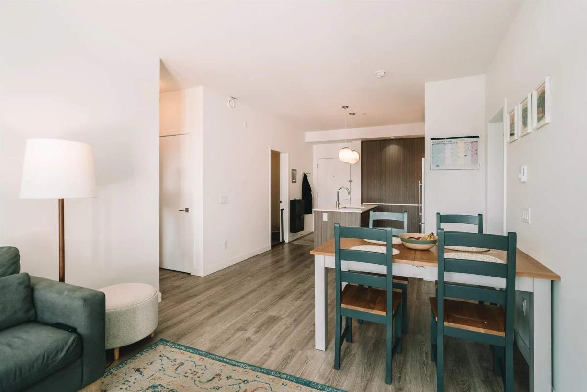 Guest Bathroom Photo of 402 516 Foster Avenue, Coquitlam, BC