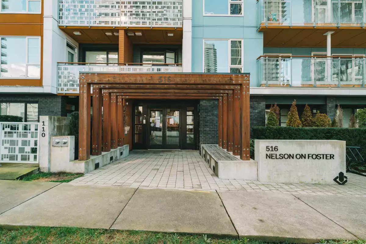 Outdoor Kitchen Photo of 402 516 Foster Avenue, Coquitlam, BC