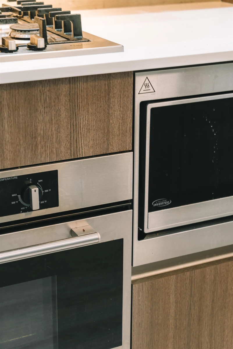 Swimming Pool Photo of 402 516 Foster Avenue, Coquitlam, BC