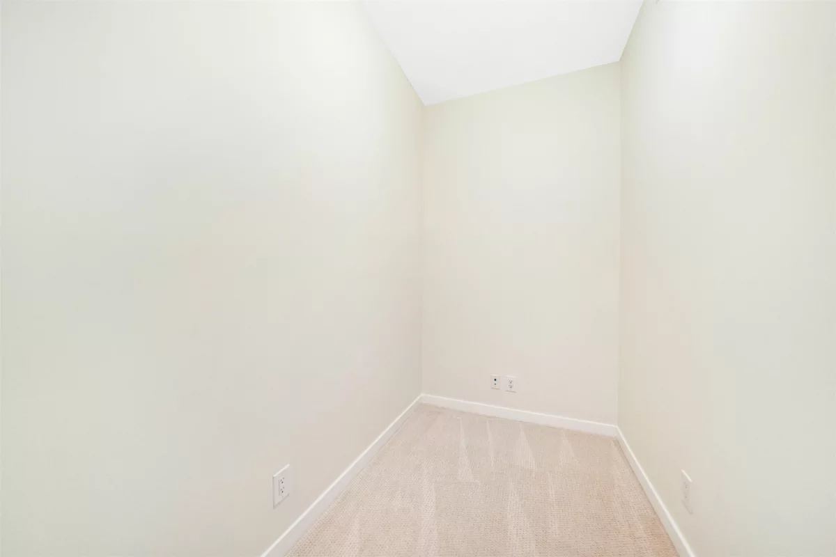 Basement Recreation Room Photo of 605 2345 Madison Avenue, Burnaby, BC