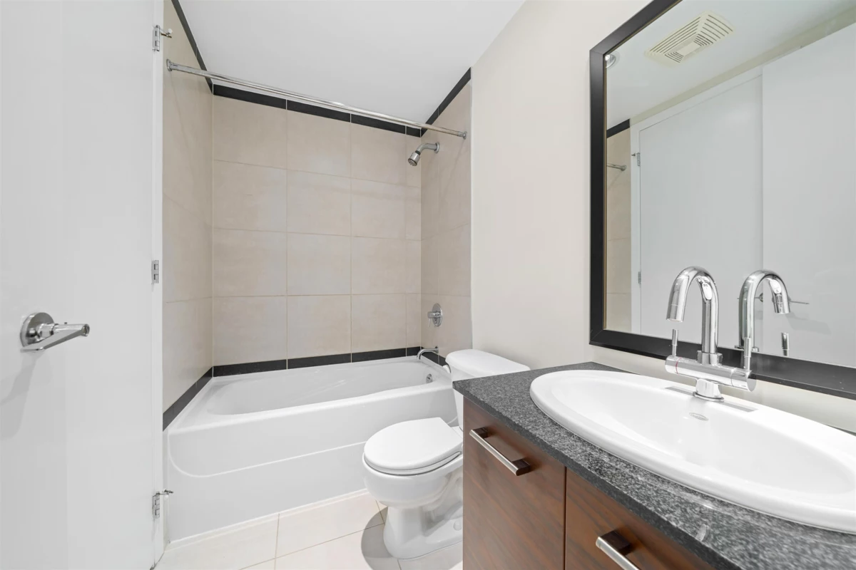 Loft / Bonus Room Photo of 605 2345 Madison Avenue, Burnaby, BC