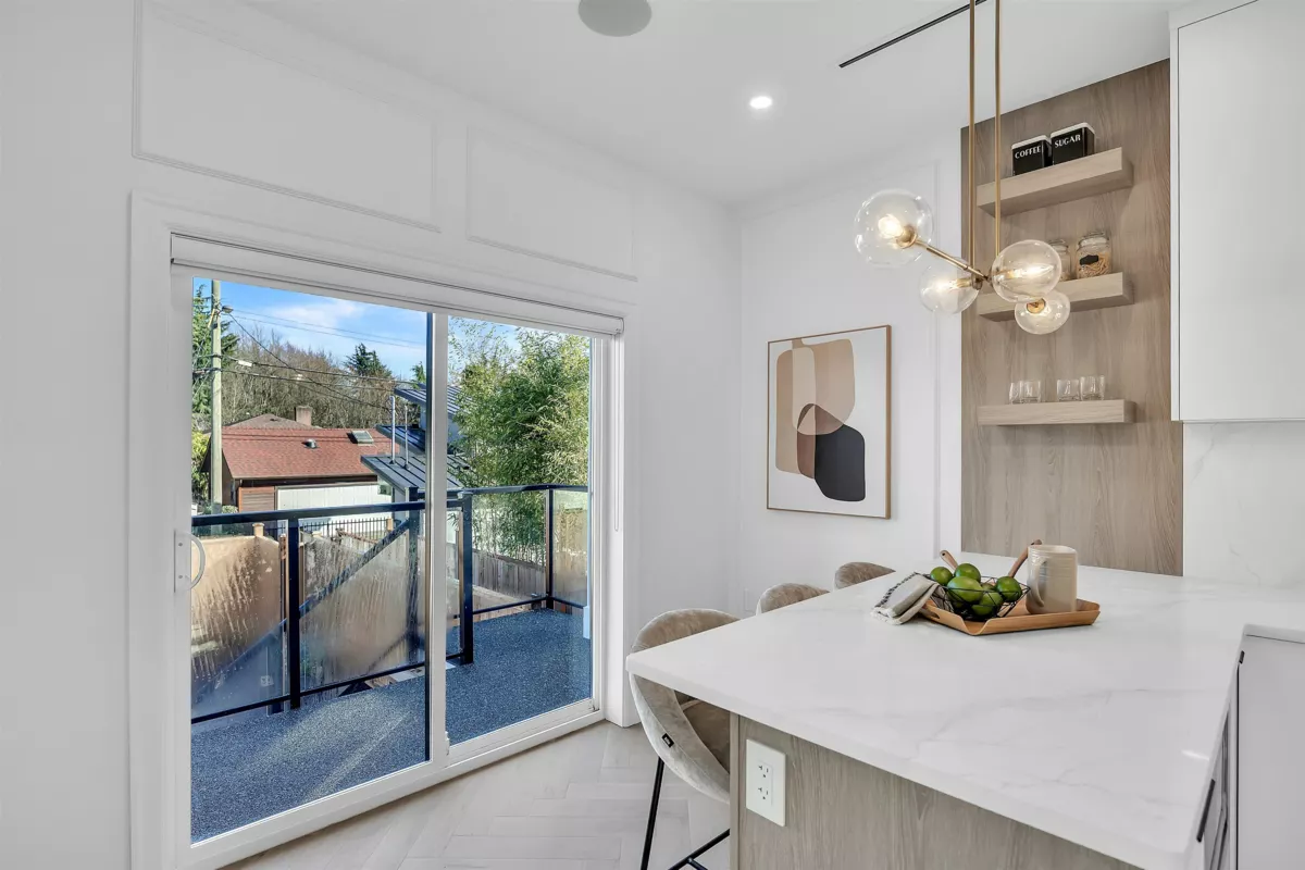 Primary Bathroom Photo of 3526 E Lakewood Street, Vancouver, BC