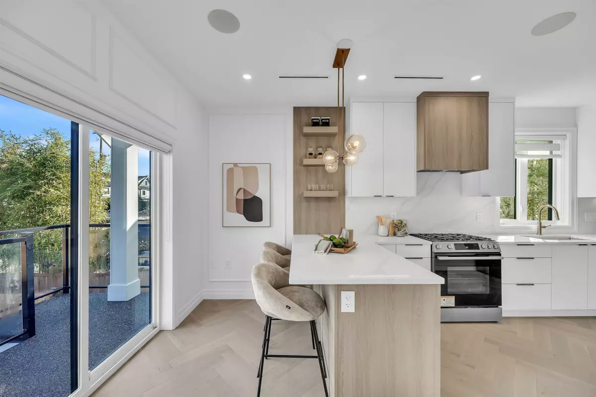 Primary Bedroom Photo of 3526 E Lakewood Street, Vancouver, BC