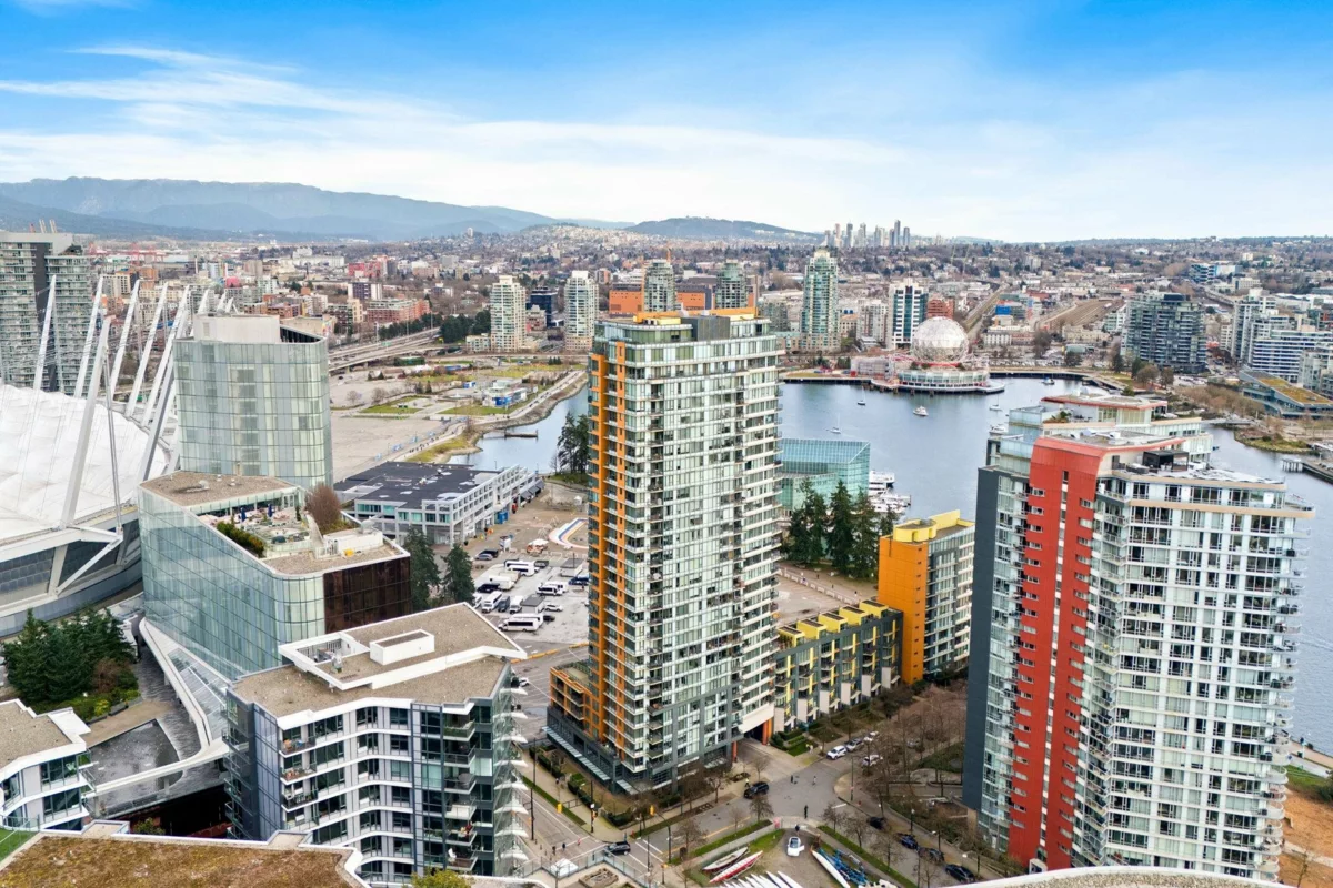 Backyard Photo of 3302 33 Smithe Street, Vancouver, BC