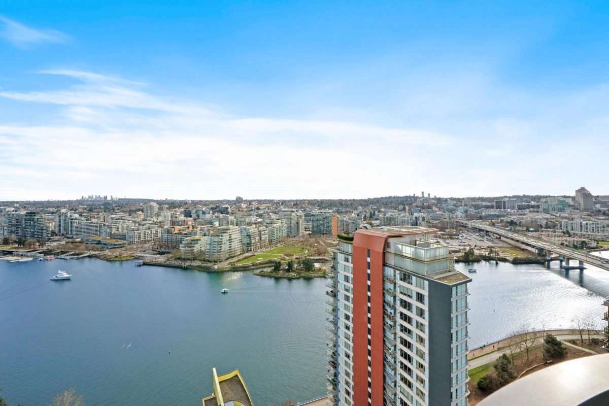 Basement Recreation Room Photo of 3302 33 Smithe Street, Vancouver, BC