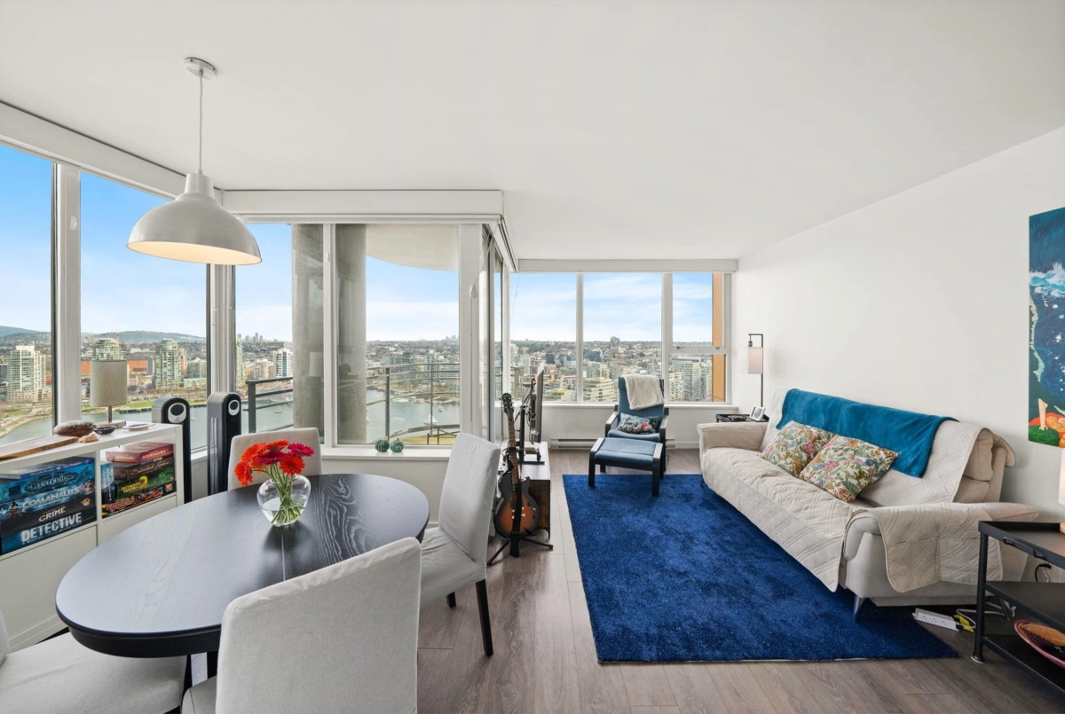 Breakfast Nook Photo of 3302 33 Smithe Street, Vancouver, BC