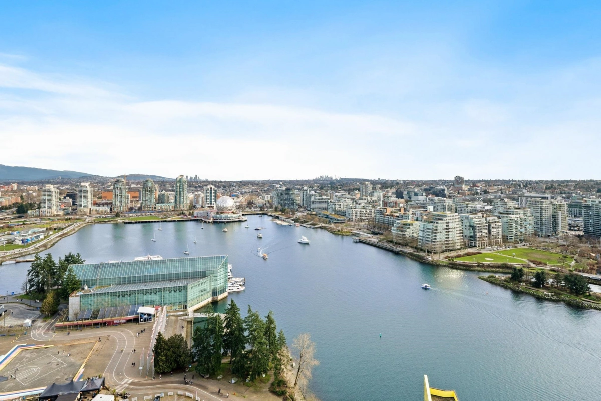 Office / Den Photo of 3302 33 Smithe Street, Vancouver, BC