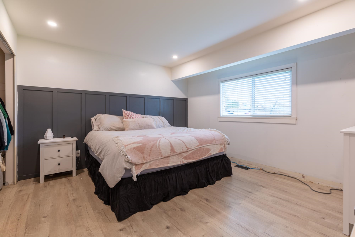 Staircase Photo of 34324 Mendham Street, Abbotsford, BC