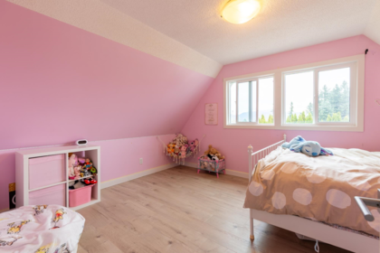 Swimming Pool Photo of 34324 Mendham Street, Abbotsford, BC