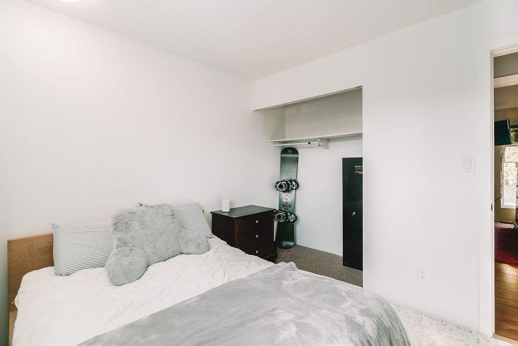 Guest Bathroom Photo of 8173 Sumac Place, Mission, BC