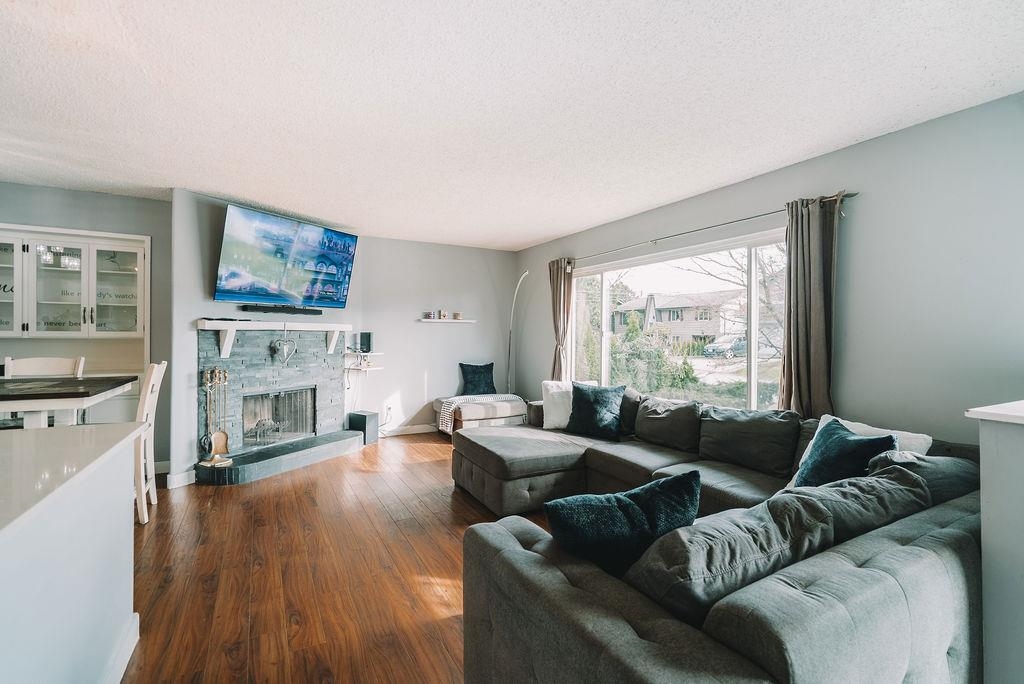 Walk-In Closet Photo of 8173 Sumac Place, Mission, BC