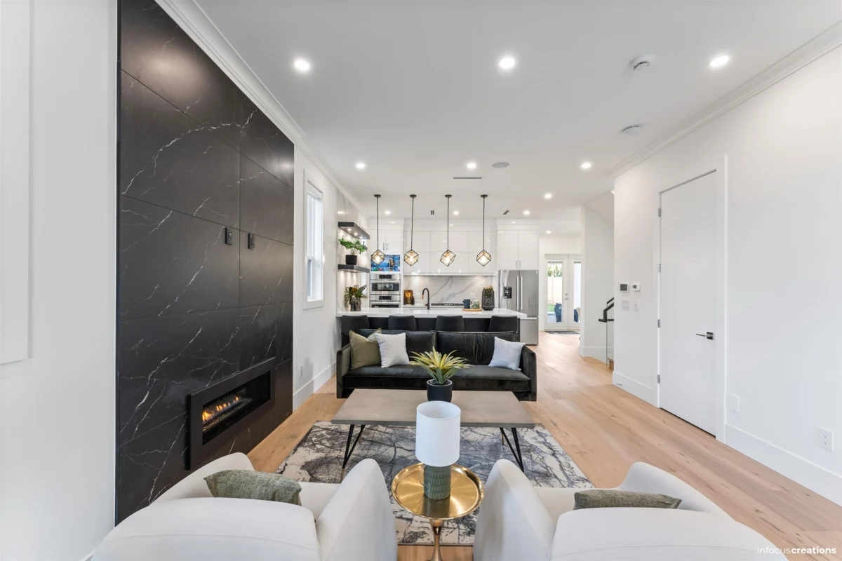 Kitchen Island Photo of 10634 River Road, Delta, BC
