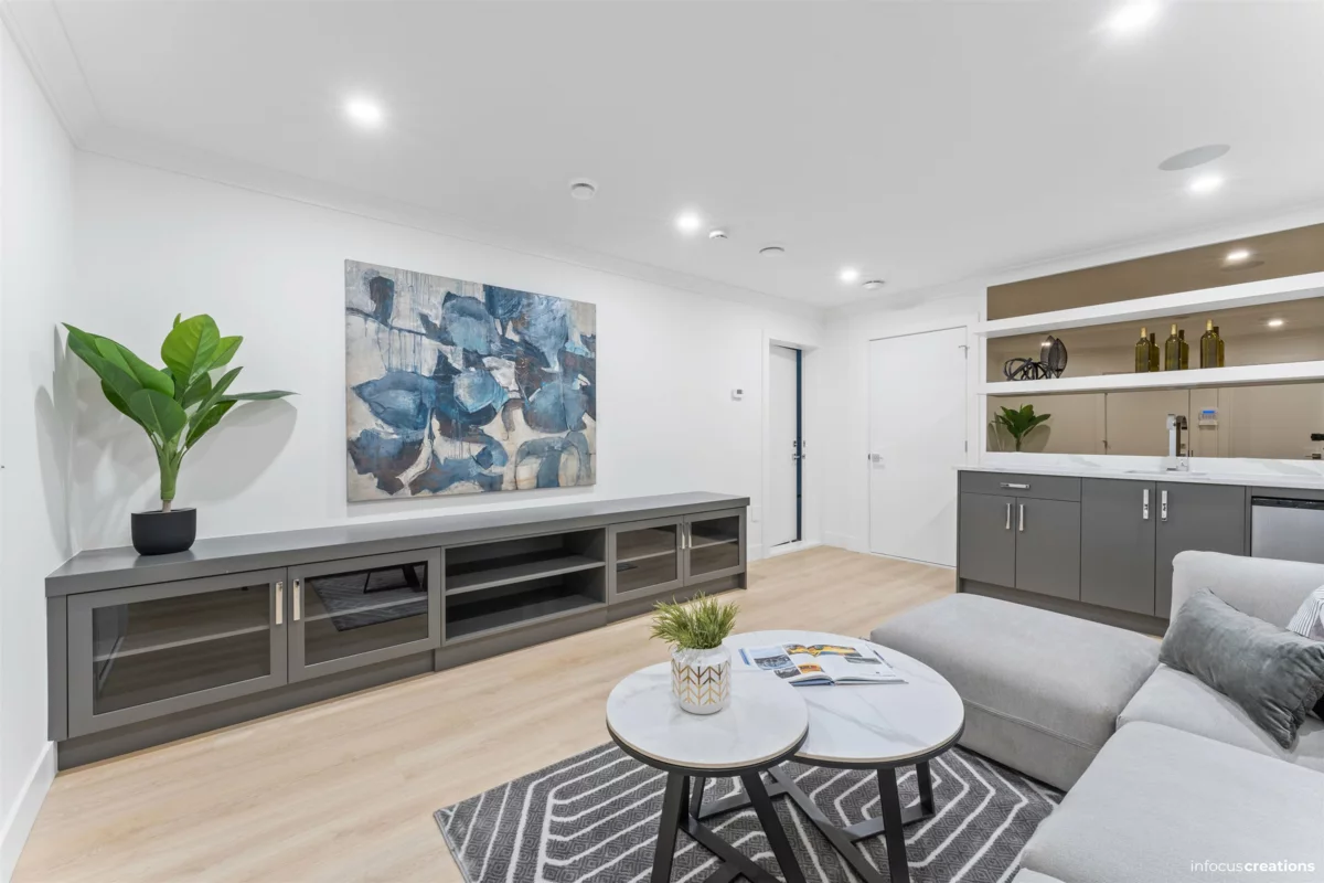 Swimming Pool Photo of 10634 River Road, Delta, BC