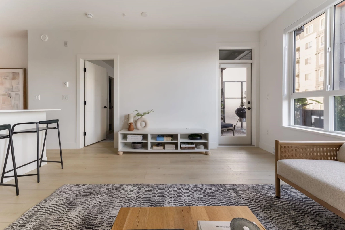 Family Room Photo of 101 30494 Cardinal Avenue, Abbotsford, BC