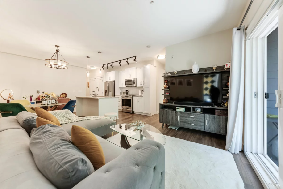 Pantry Photo of 402 11077 Ravine Road, Surrey, BC