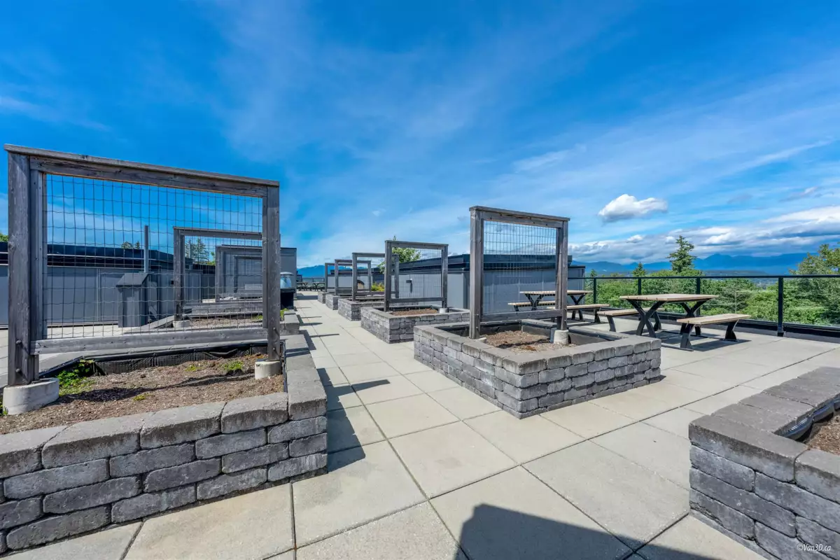 Swimming Pool Photo of 402 11077 Ravine Road, Surrey, BC