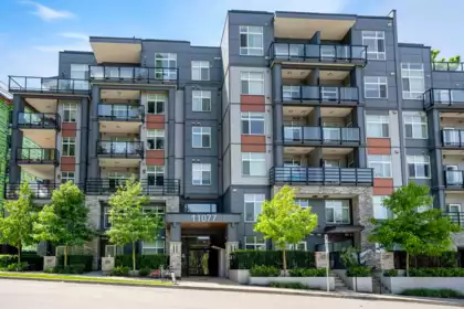 Front exterior of 402 11077 Ravine Road, Surrey, BC