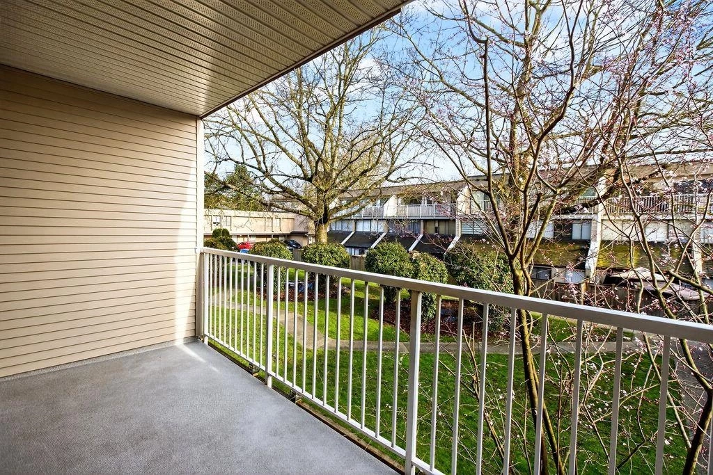 Loft / Bonus Room Photo of 5 17700 60 Avenue, Surrey, BC