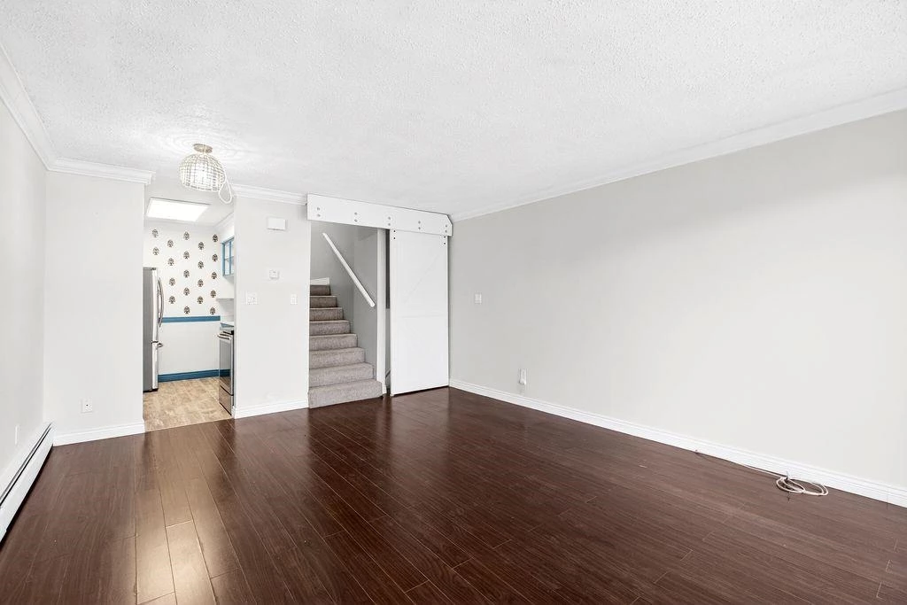 Walk-In Closet Photo of 5 17700 60 Avenue, Surrey, BC