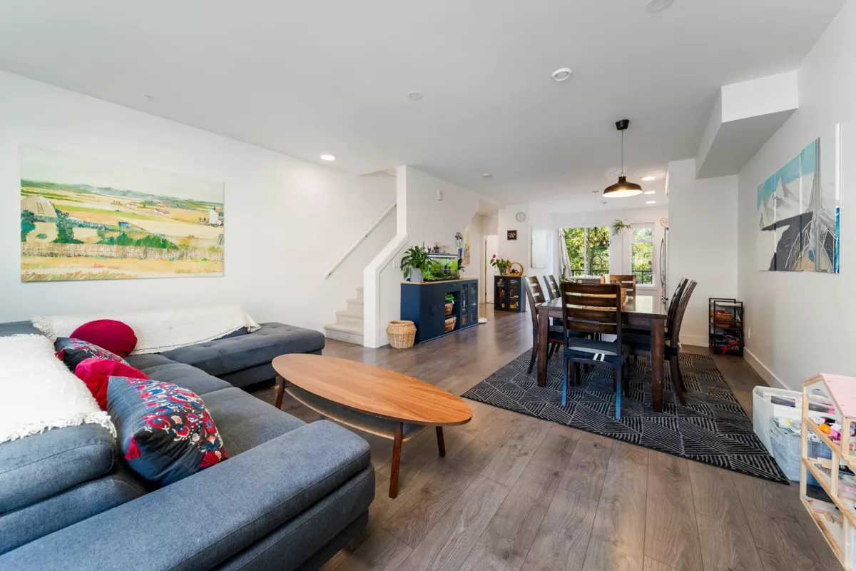 Walk-In Closet Photo of 66 24108 104 Avenue, Maple Ridge, BC