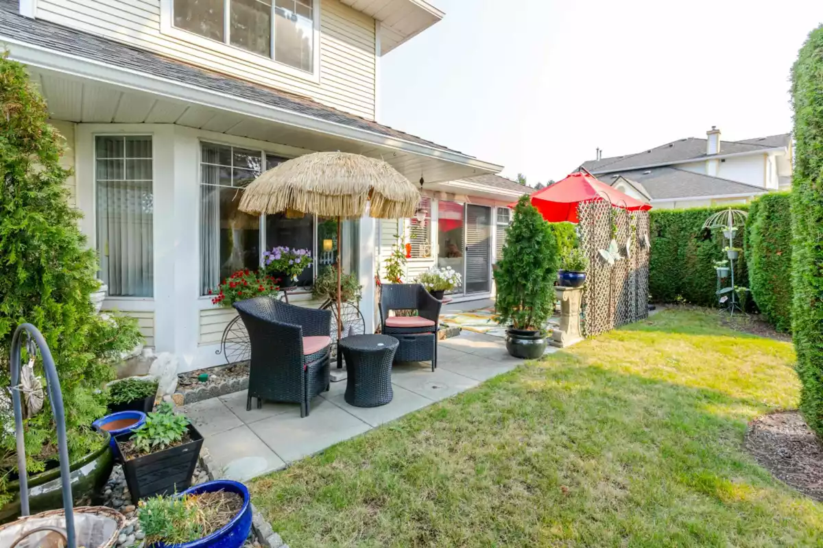 Entry Foyer Photo of 83 21138 88 Avenue, Langley, BC