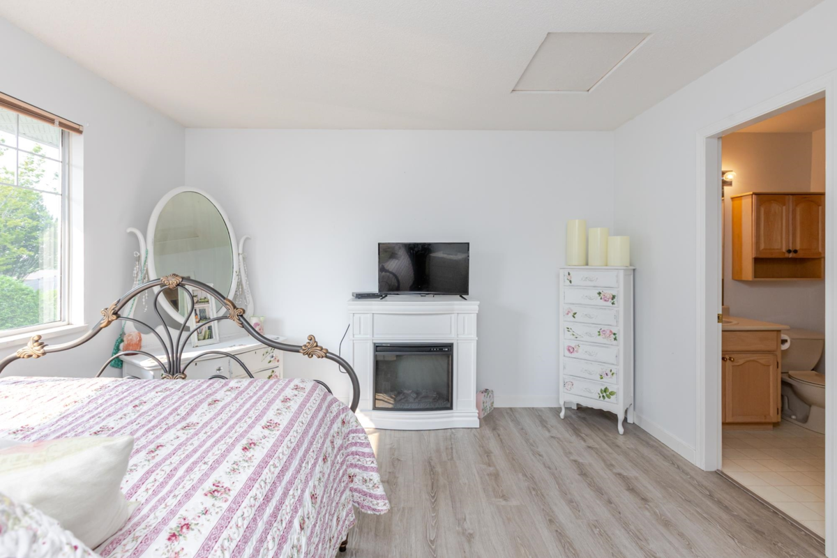 Powder Room Photo of 83 21138 88 Avenue, Langley, BC