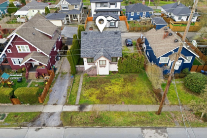 Aerial View of 215 Eighth Avenue, New Westminster, BC