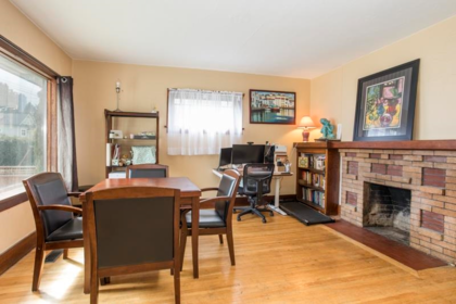 215 Eighth Avenue, New Westminster, BC, New Westminster — Single Family Residence for sale