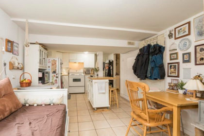 Office / Den Photo of 215 Eighth Avenue, New Westminster, BC