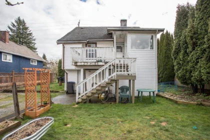 Outdoor Patio Photo of 215 Eighth Avenue, New Westminster, BC