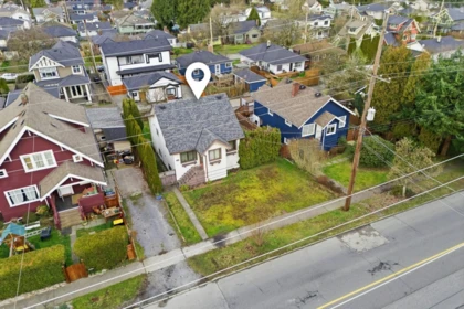 Street View Photo of 215 Eighth Avenue, New Westminster, BC