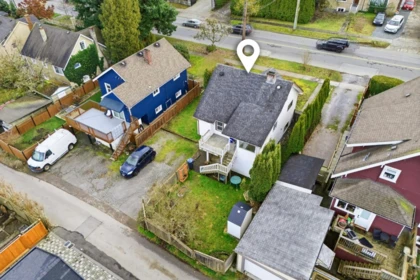 Swimming Pool Photo of 215 Eighth Avenue, New Westminster, BC