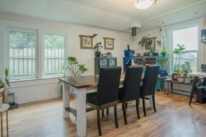 Breakfast Nook Photo of 34587 Ferguson Avenue, Mission, BC