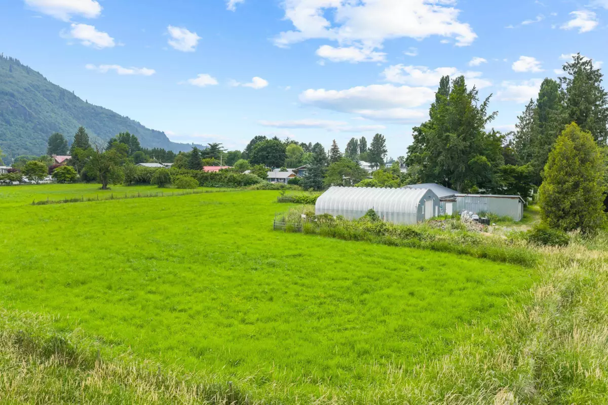 Dining Area Photo of 394 Arnold Road, Abbotsford, BC