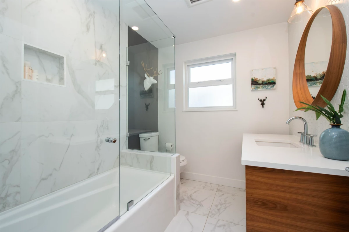 Garage Interior Photo of 3981 Lynn Valley Road, North Vancouver, BC