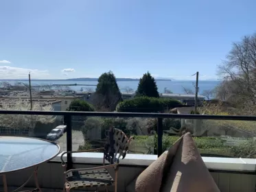 14878 Buena Vista Avenue, White Rock, BC, White Rock — 4 bed single family residence for sale