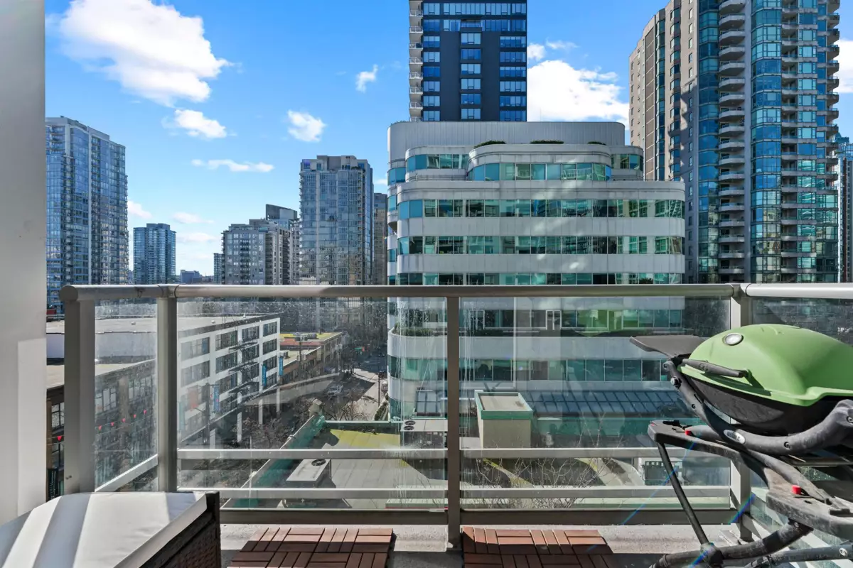 Outdoor Deck Photo of 607 821 Cambie Street, Vancouver, BC