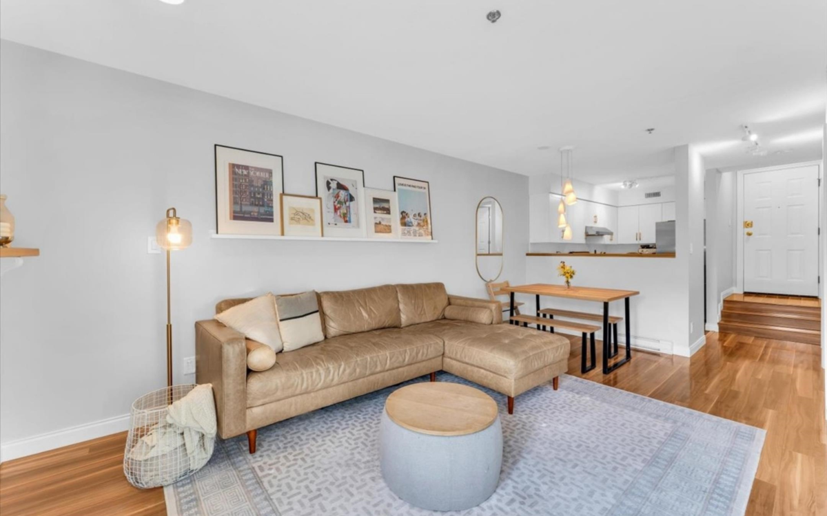 Dining Area Photo of 208 1516 E 1st Avenue, Vancouver, BC