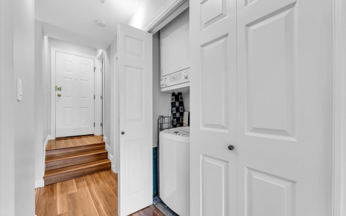 Office / Den Photo of 208 1516 E 1st Avenue, Vancouver, BC