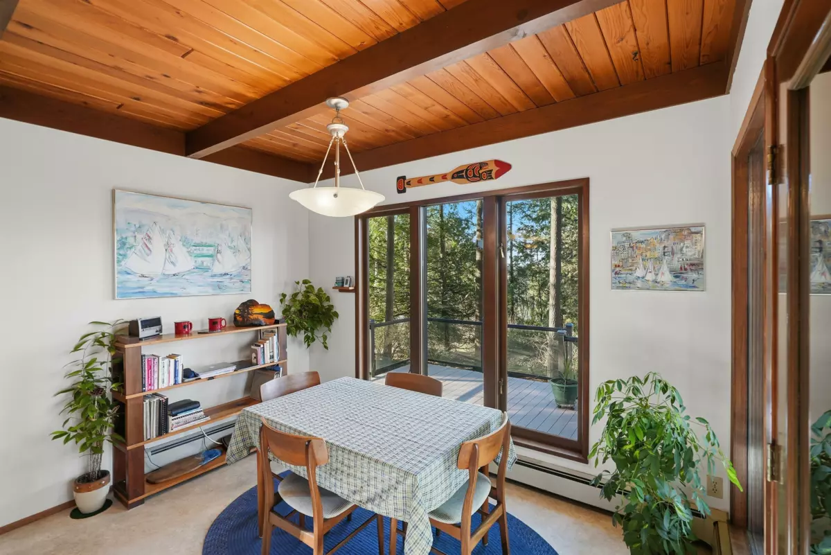 Bedroom 2 Photo of 3177 207a Street, Langley, BC