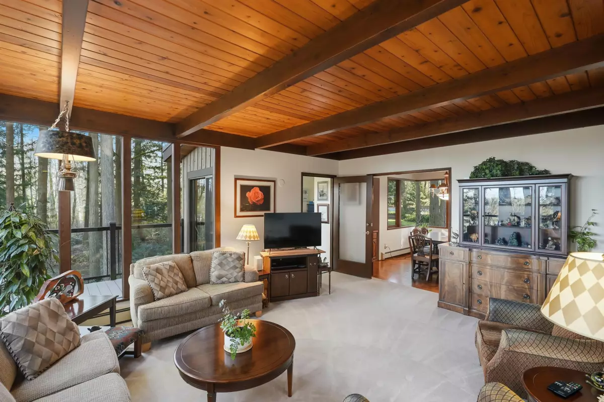Dining Area Photo of 3177 207a Street, Langley, BC