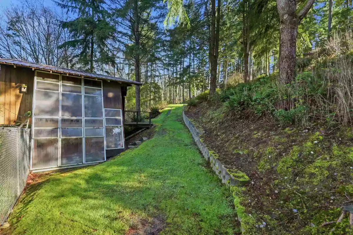 Fitness Center Photo Near 3177 207a Street, Langley, BC