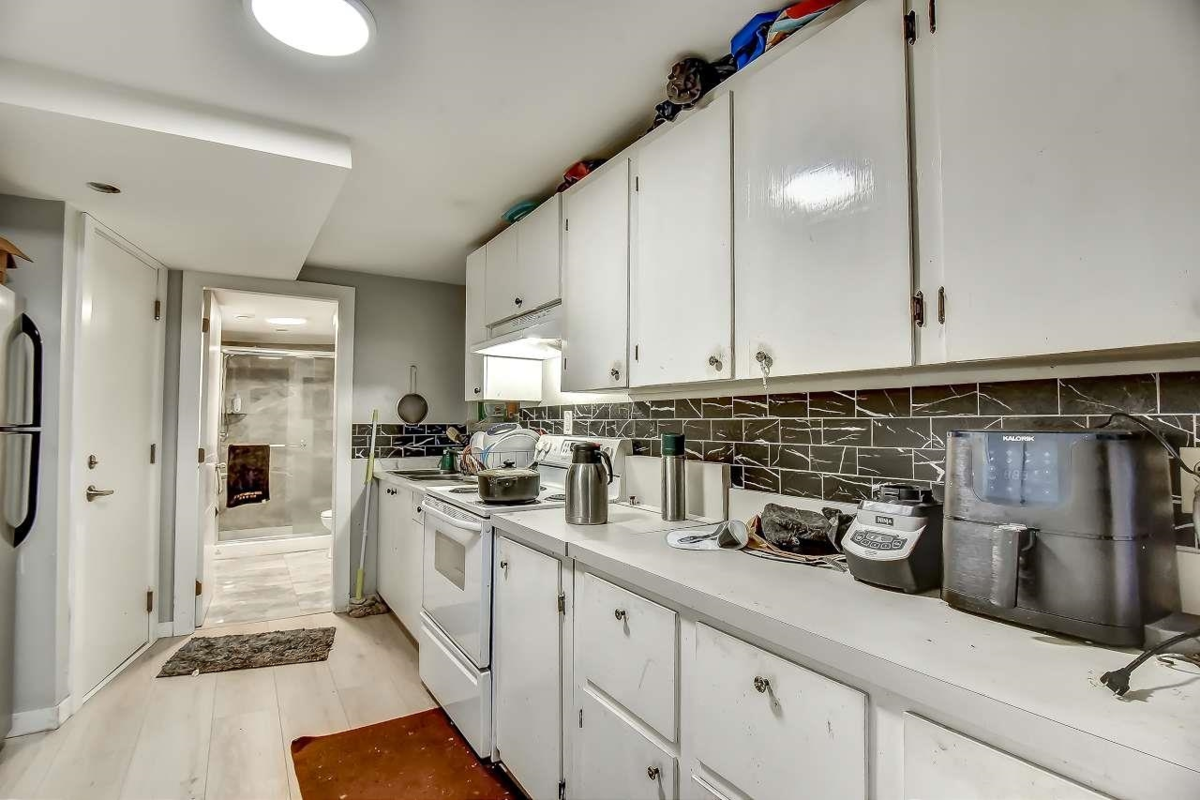 Laundry Room Photo of 7031 115a Street, Delta, BC